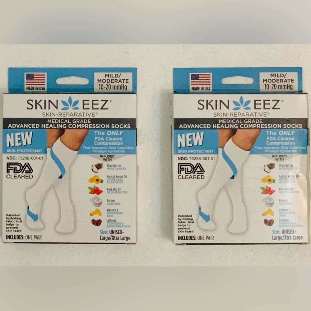 SKINEEZ white large/X Large skin-reparative hydrating compression socks unisex